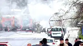 İzmir Aliağa'da Tanker Yangını Sönmüştür