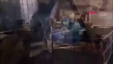 İzmir'de Kaçak Tütün ve Gümrük Kaçağı Operasyonu