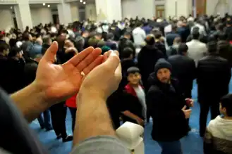 İzmir'de İlk Teravih Namazı