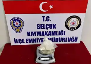 İzmir Selçuk'ta Uyuşturucu Operasyonu: 2 Tutuklama
