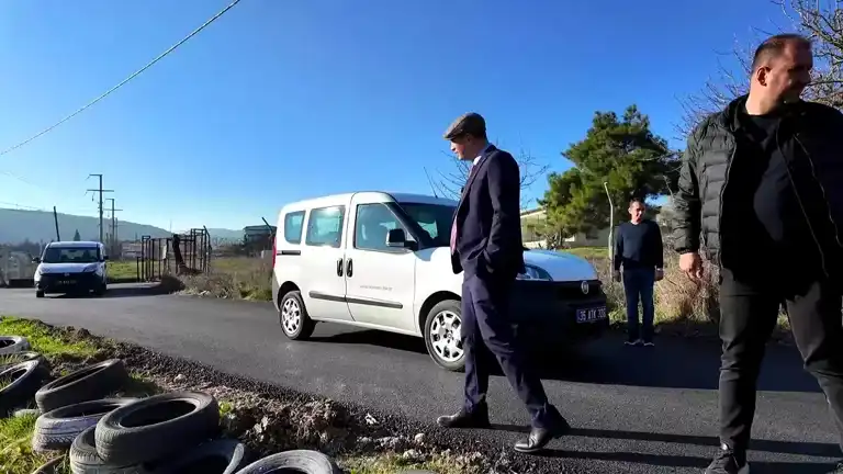 Bornova'da Yollar Yenileniyor! 8 Noktada Eş Zamanlı Çalışma