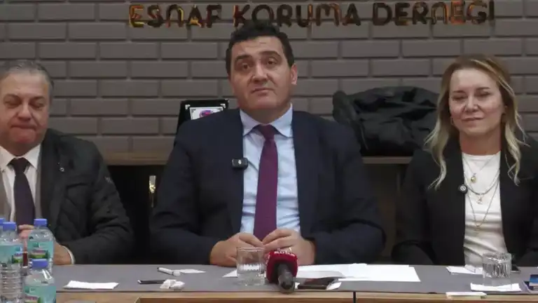 Kemeraltı'nda Esnaf Çığlığı: Acil Çözüm Gerek!